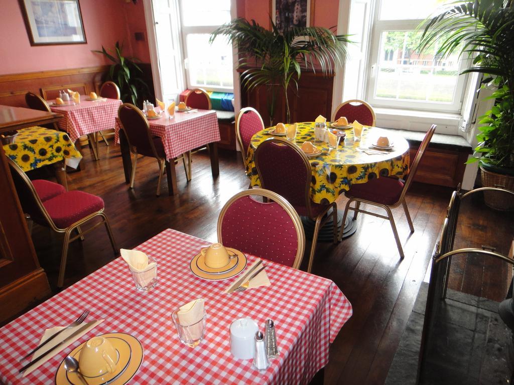 Inn On The Liffey Guesthouse Dublin Eksteriør billede